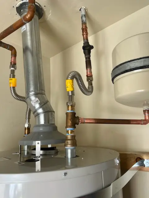 Water heater installation and plumbing repair in Edwardsville